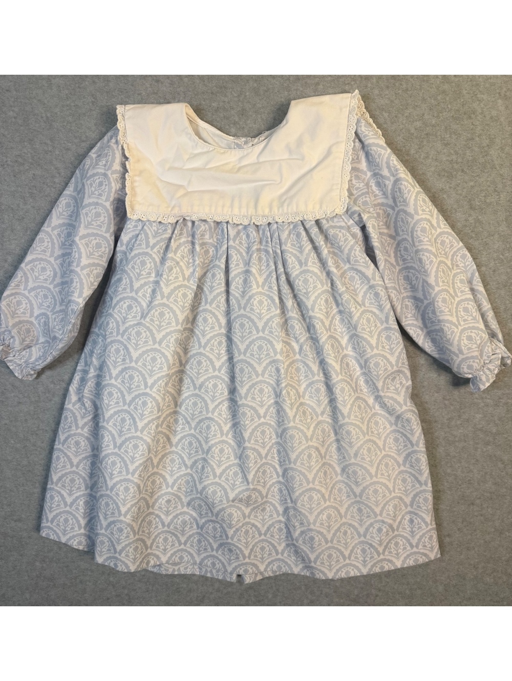 Cecil and Lou Square Bib Collar Light Blue Floral Size 4
